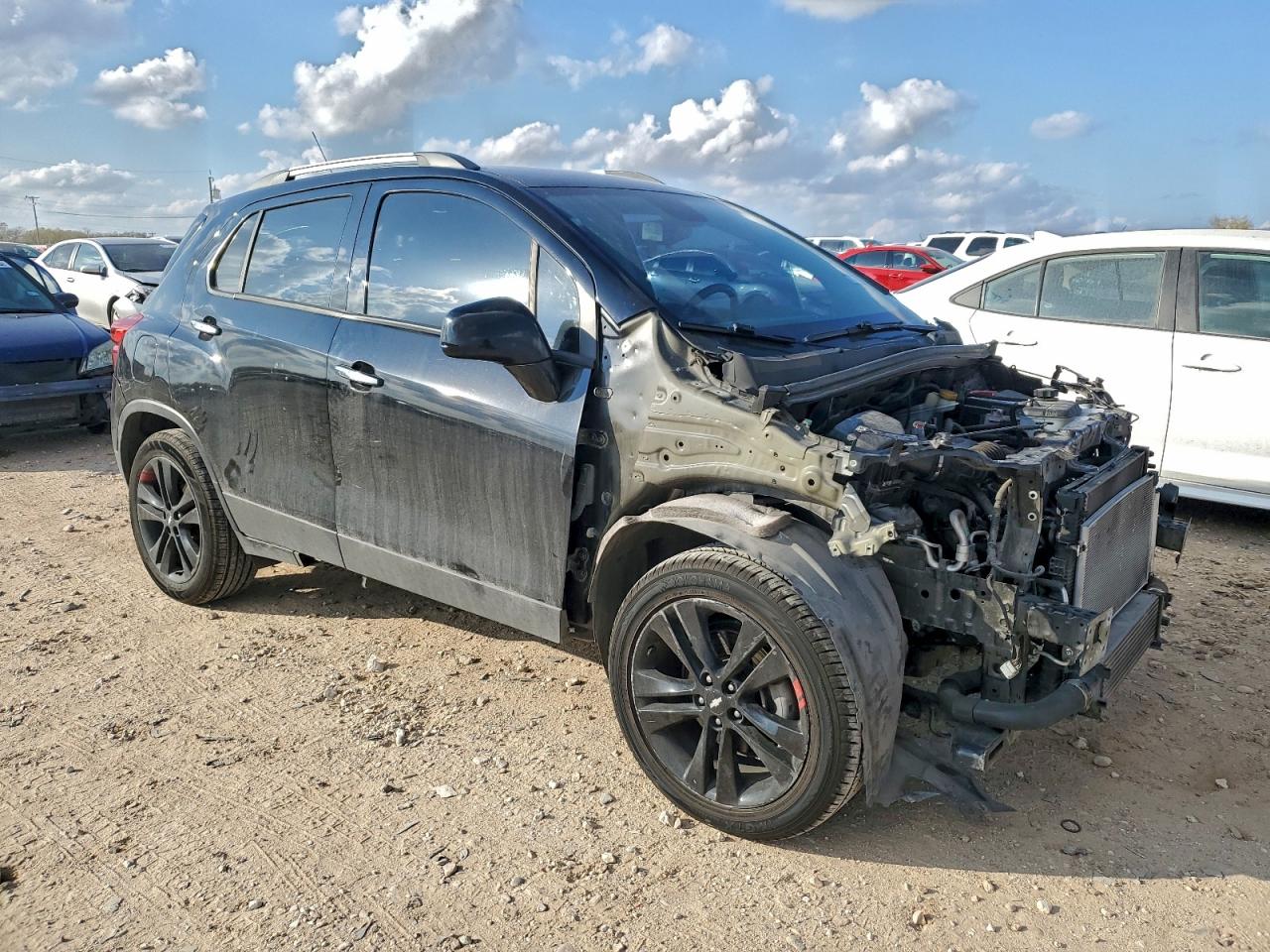 2018 CHEVROLET TRAX 1LT photo 4