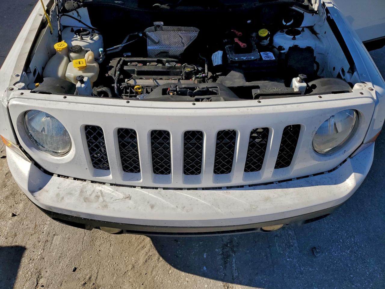 2015 JEEP PATRIOT LATITUDE photo 12