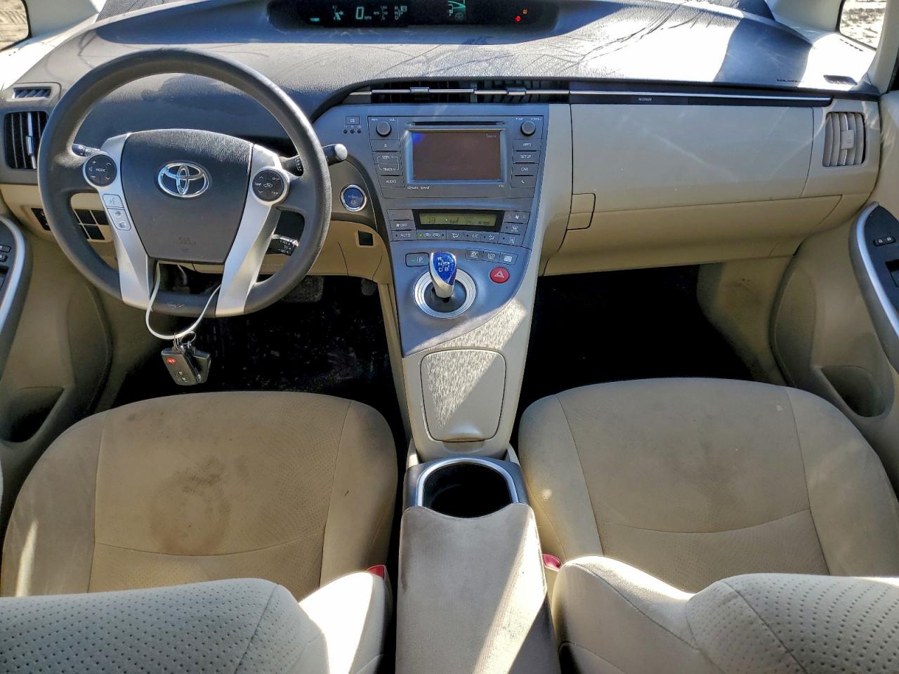 2013 TOYOTA PRIUS photo 8