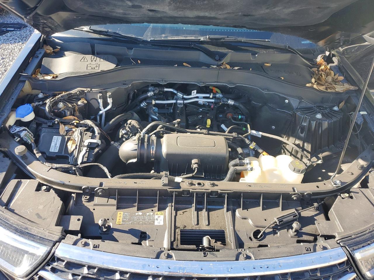 2023 FORD EXPLORER XLT photo 12