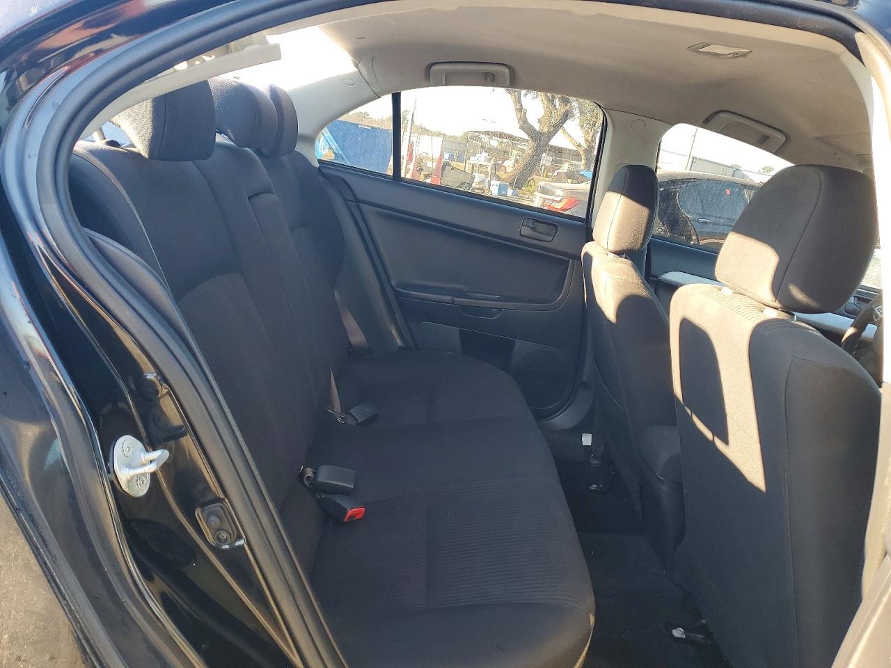2014 MITSUBISHI LANCER ES/ES SPORT photo 10