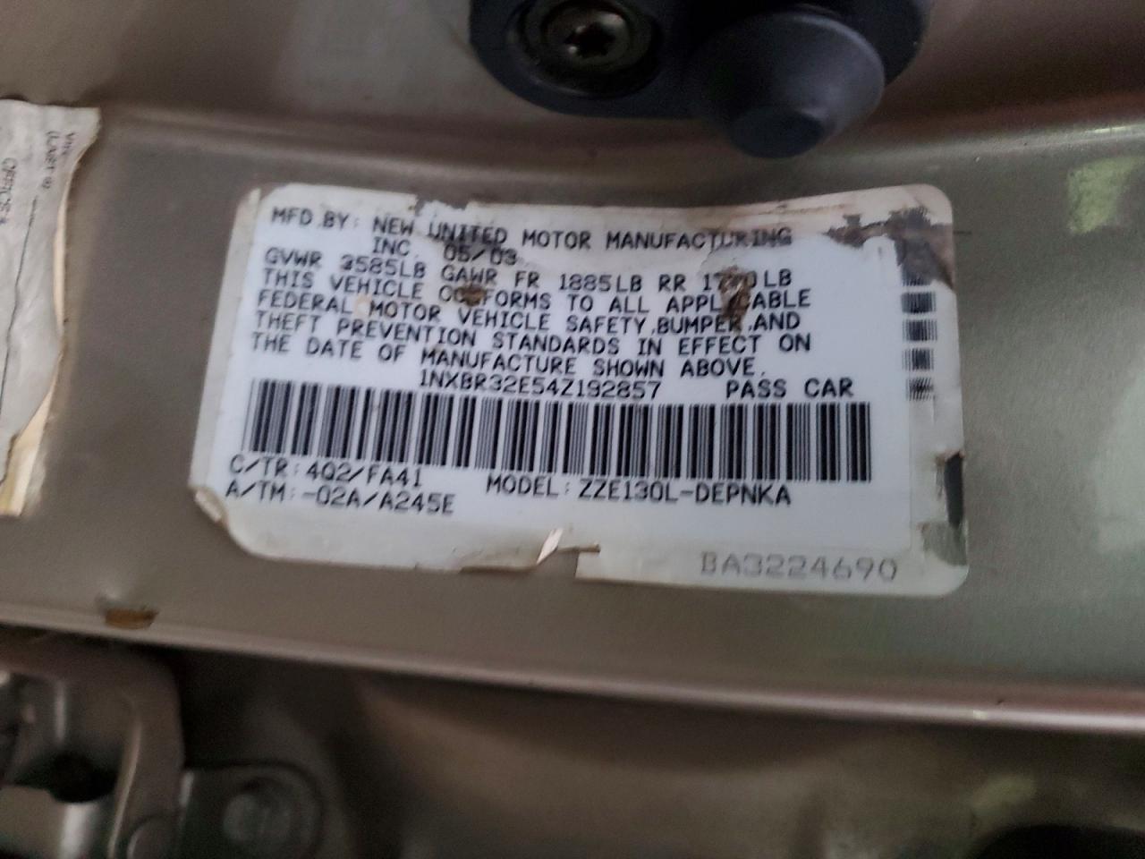 2004 TOYOTA COROLLA CE photo 12