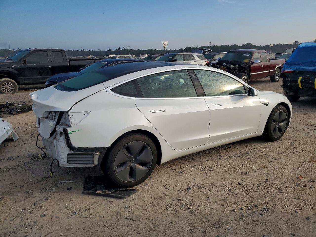 2020 TESLA MODEL 3 photo 3