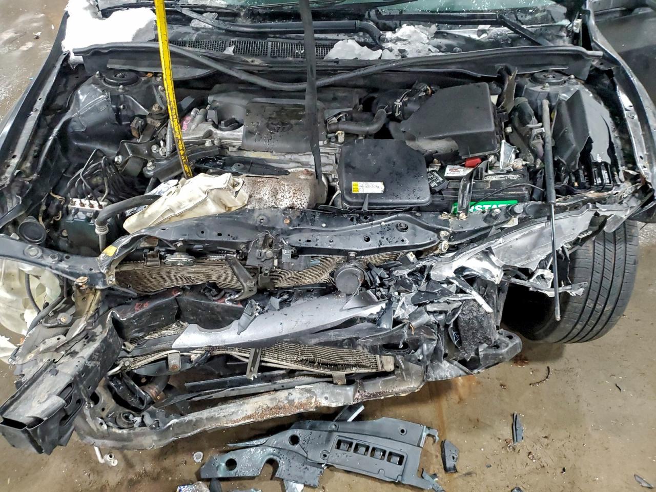 2016 TOYOTA CAMRY LE photo 11