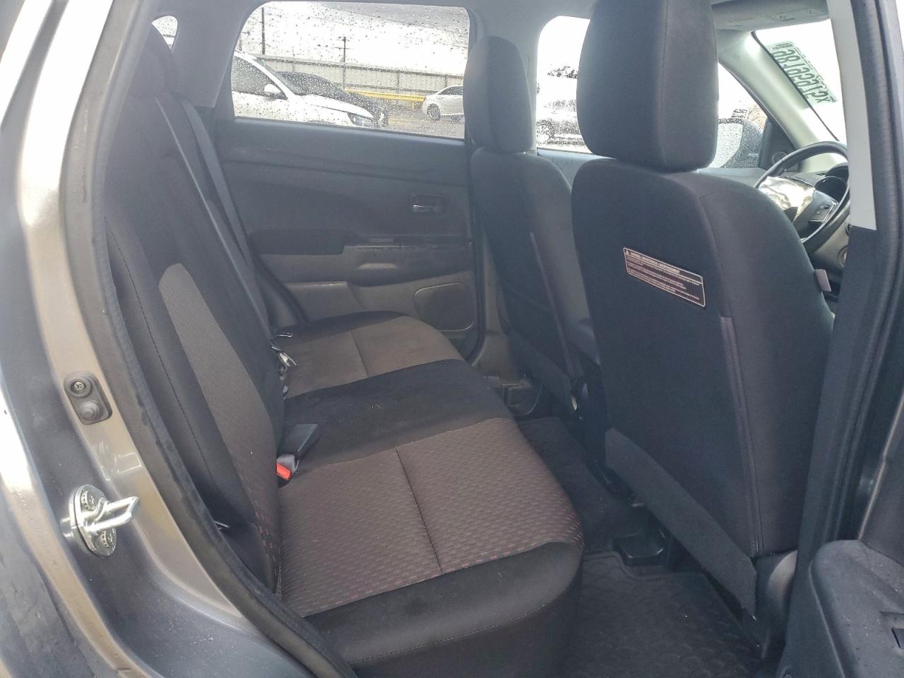 2017 MITSUBISHI OUTLANDER SPORT ES photo 21