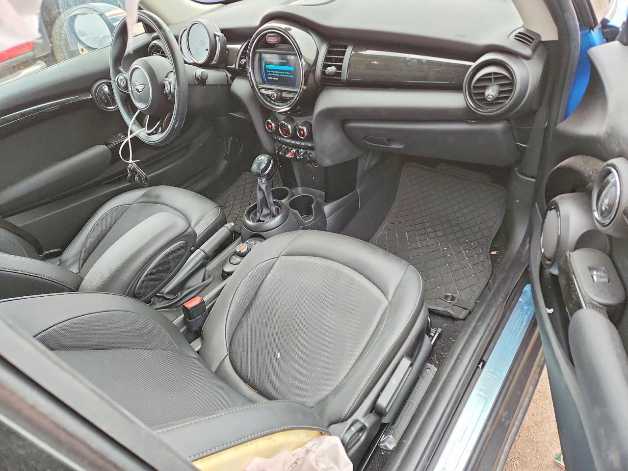 2019 MINI COOPER photo 8