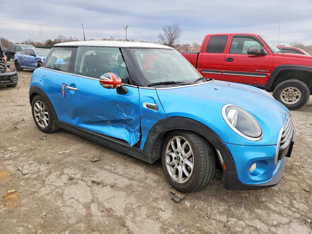 2019 MINI COOPER photo 4