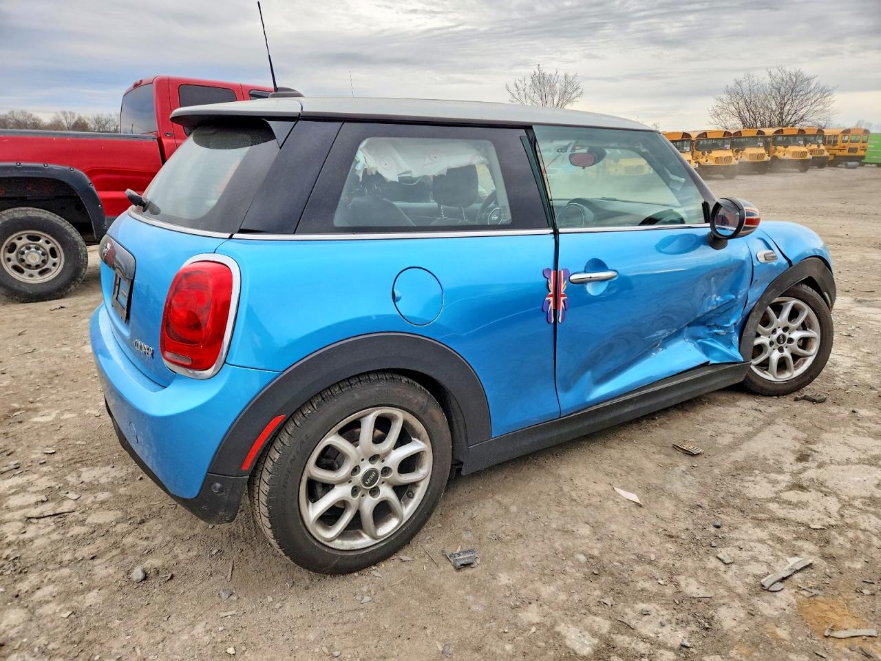 2019 MINI COOPER photo 3