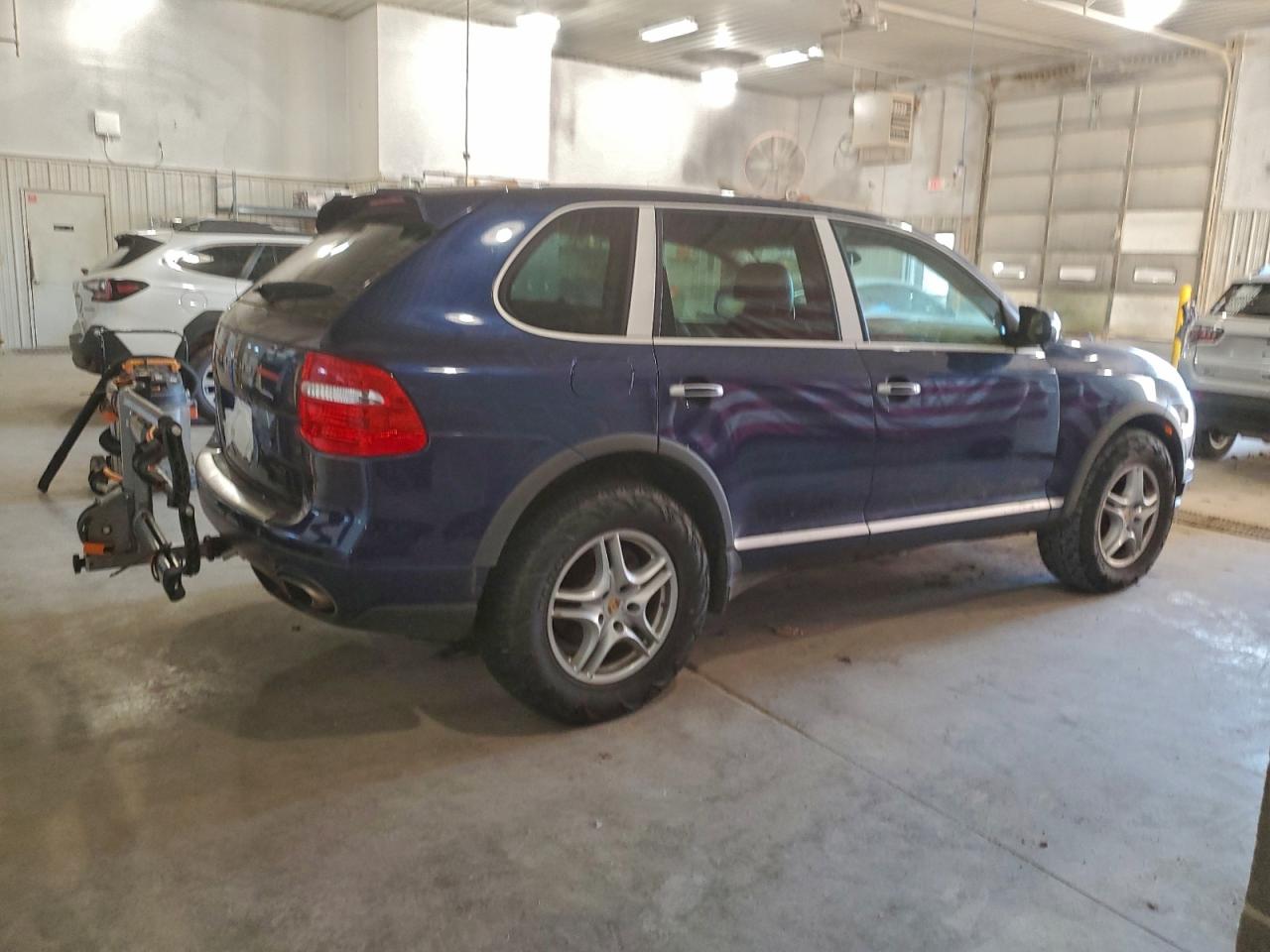 2009 PORSCHE CAYENNE photo 3