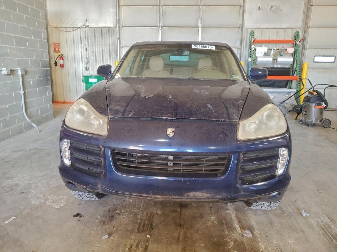 2009 PORSCHE CAYENNE photo 5