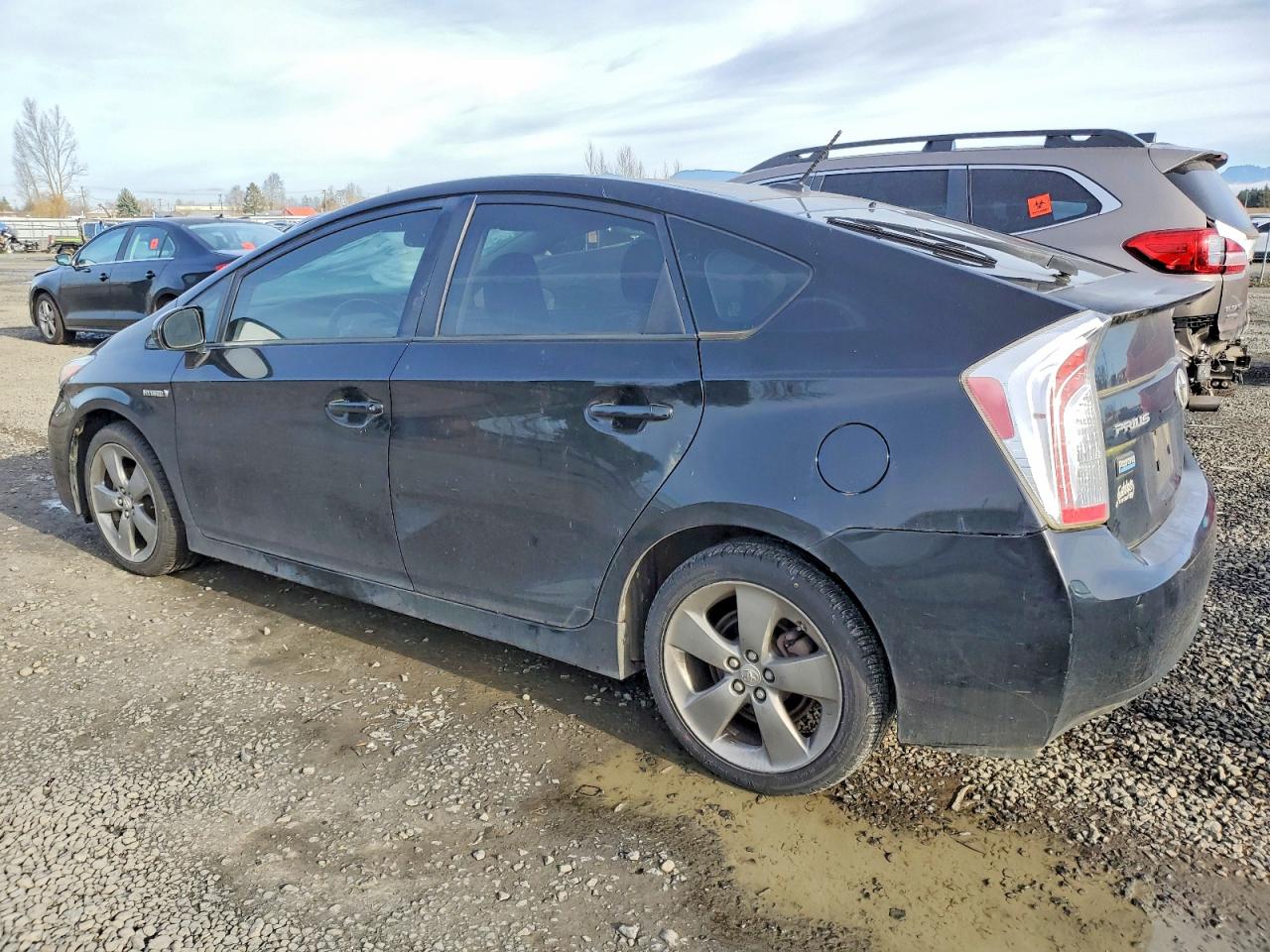 2013 TOYOTA PRIUS photo 2