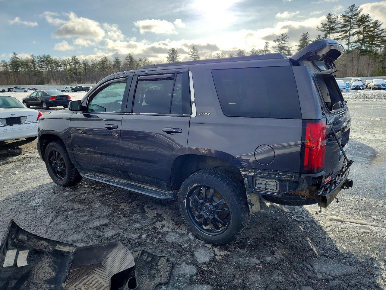 2016 CHEVROLET TAHOE K1500 LT photo 2