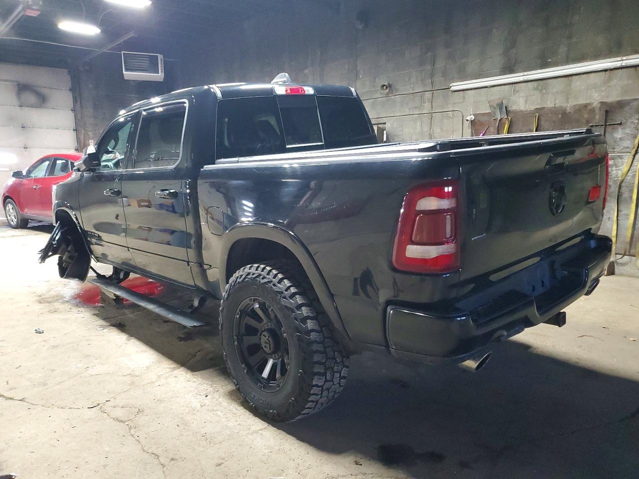 2019 RAM 1500 LIMITED photo 2