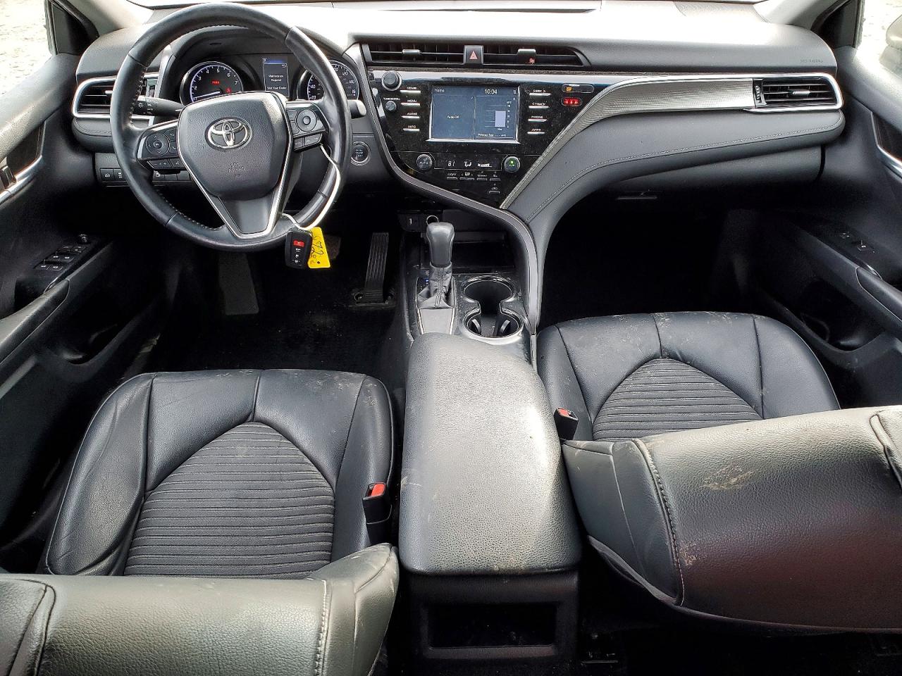 2018 TOYOTA CAMRY L photo 8