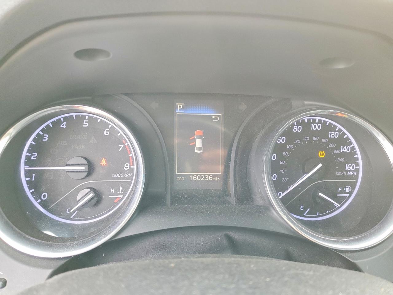 2018 TOYOTA CAMRY L photo 9