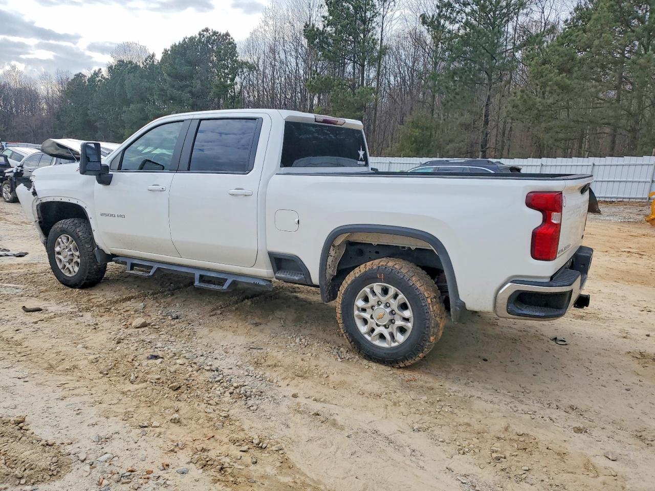 2021 CHEVROLET SILVERADO K2500 HEAVY DUTY LT photo 3