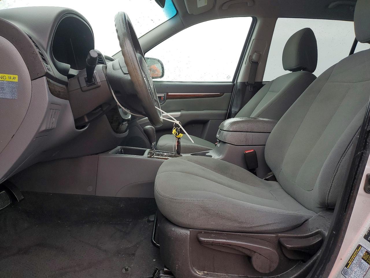 2011 HYUNDAI SANTA FE GLS photo 13