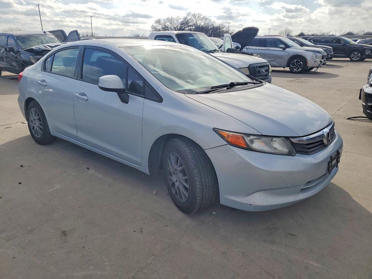 2012 HONDA CIVIC LX photo 4