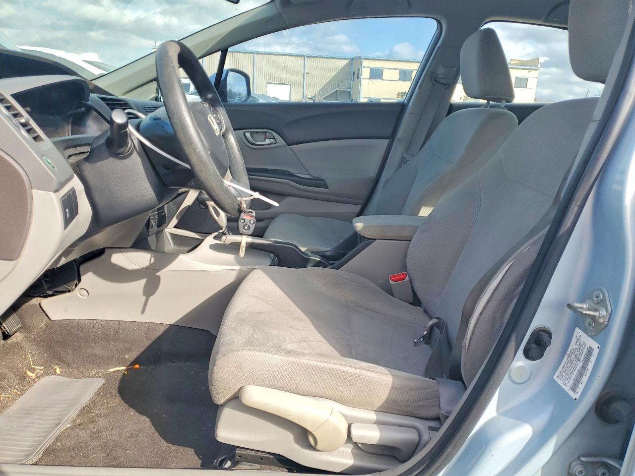2012 HONDA CIVIC LX photo 7