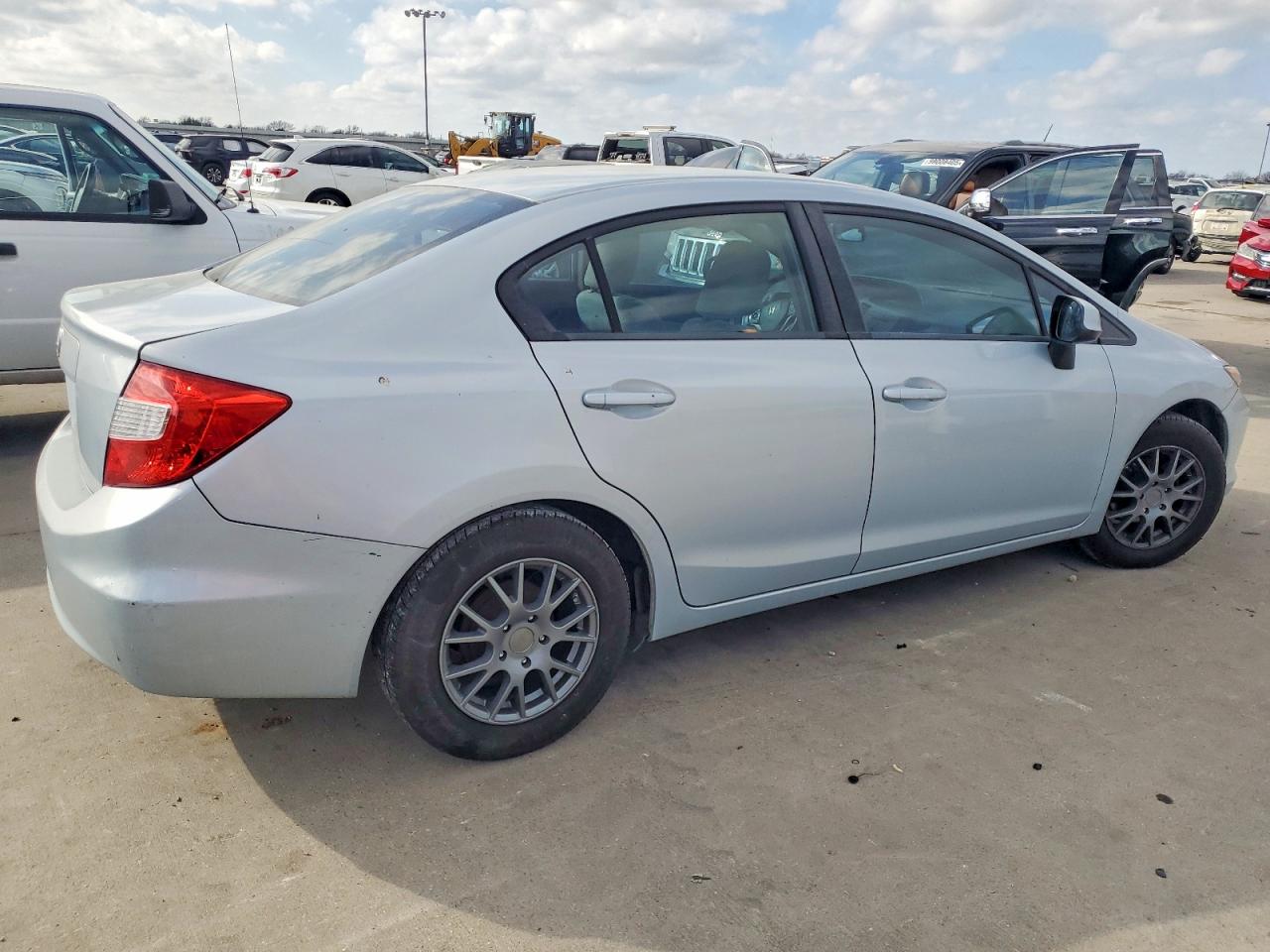 2012 HONDA CIVIC LX photo 3