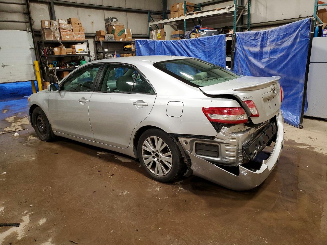 2010 TOYOTA CAMRY BASE photo 2