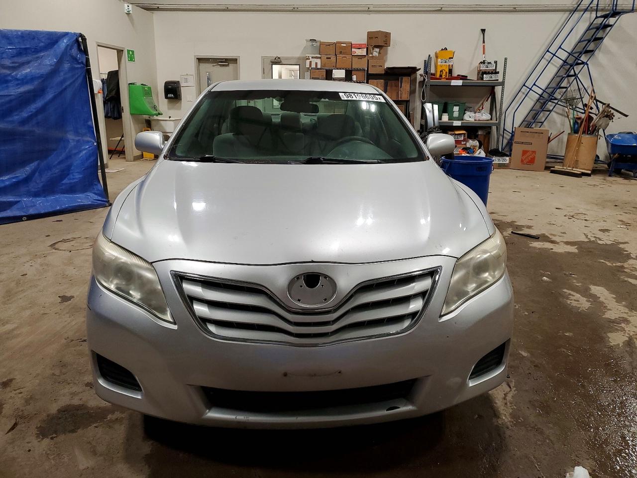 2010 TOYOTA CAMRY BASE photo 5