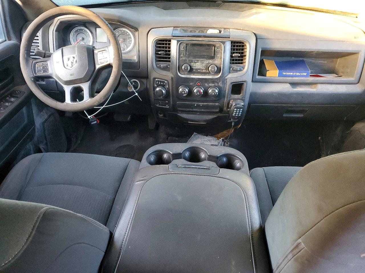 2018 RAM 1500 ST photo 8