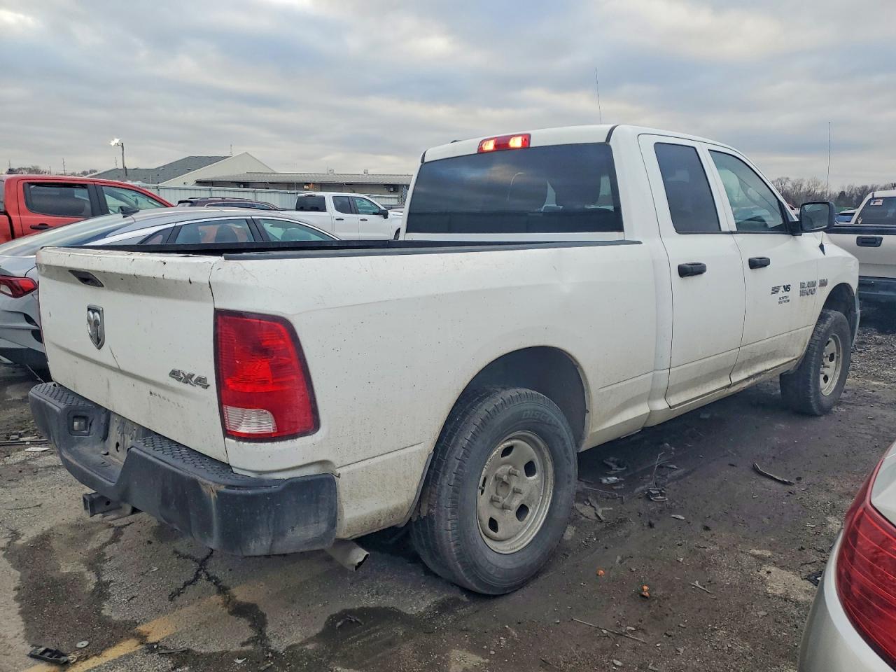 2018 RAM 1500 ST photo 3