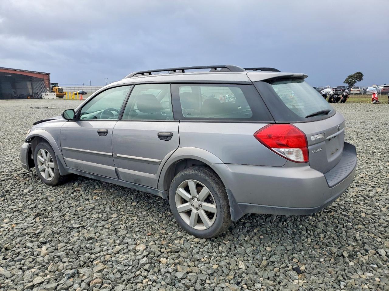 2009 SUBARU OUTBACK 2.5I photo 2