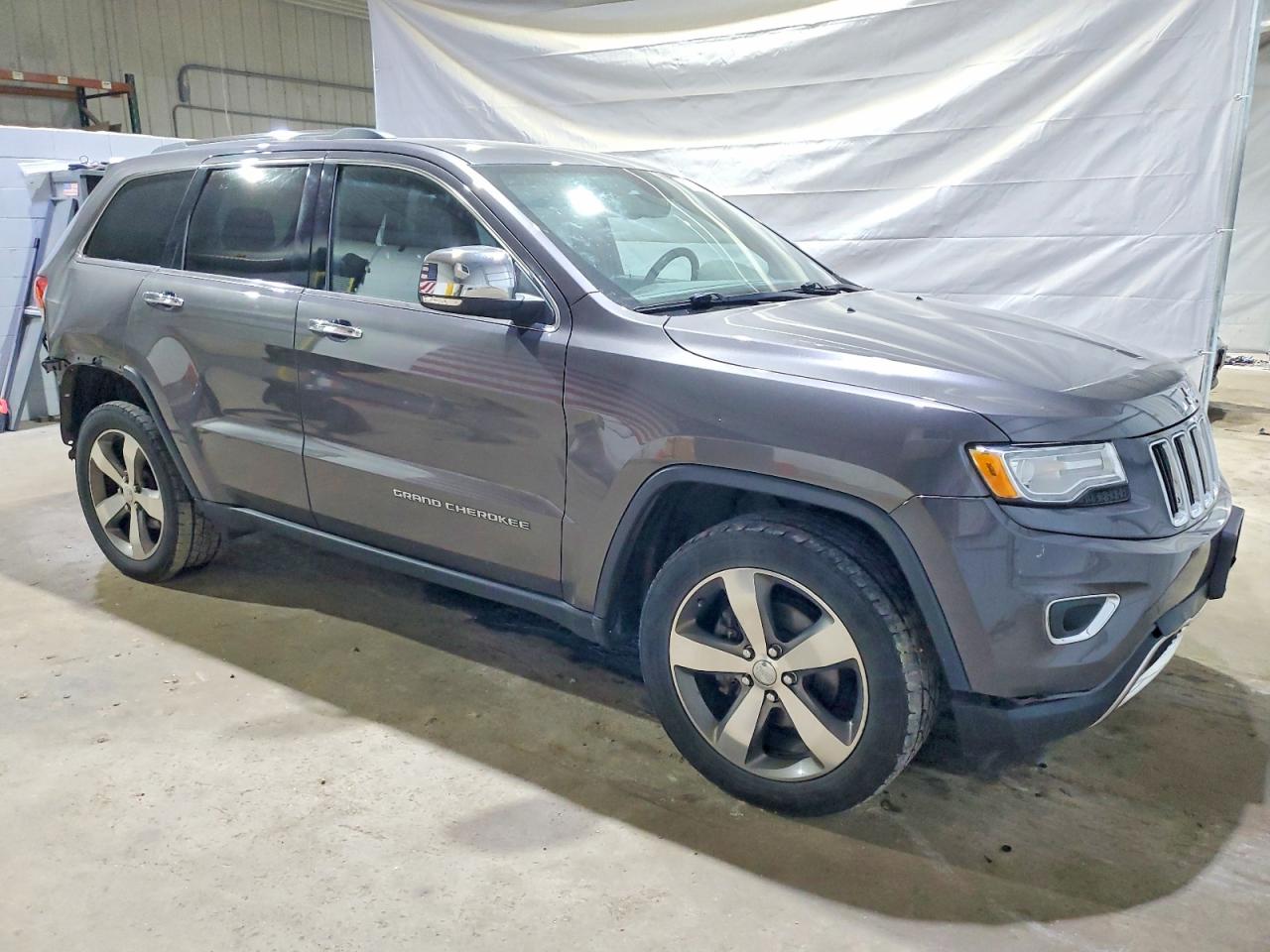 2015 JEEP GRAND CHEROKEE LIMITED photo 4