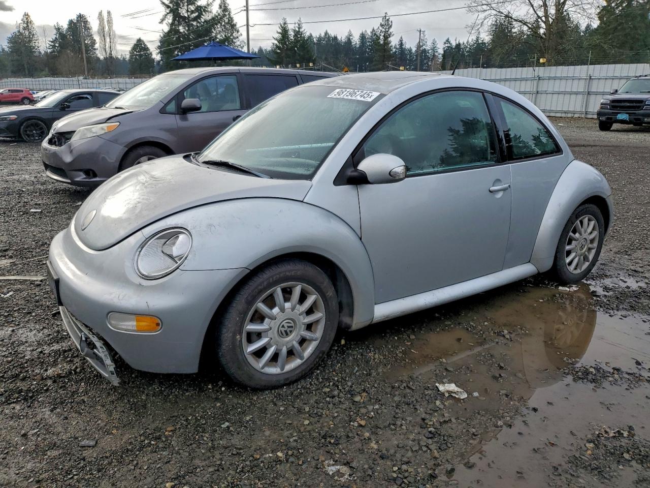 2005 VOLKSWAGEN NEW BEETLE