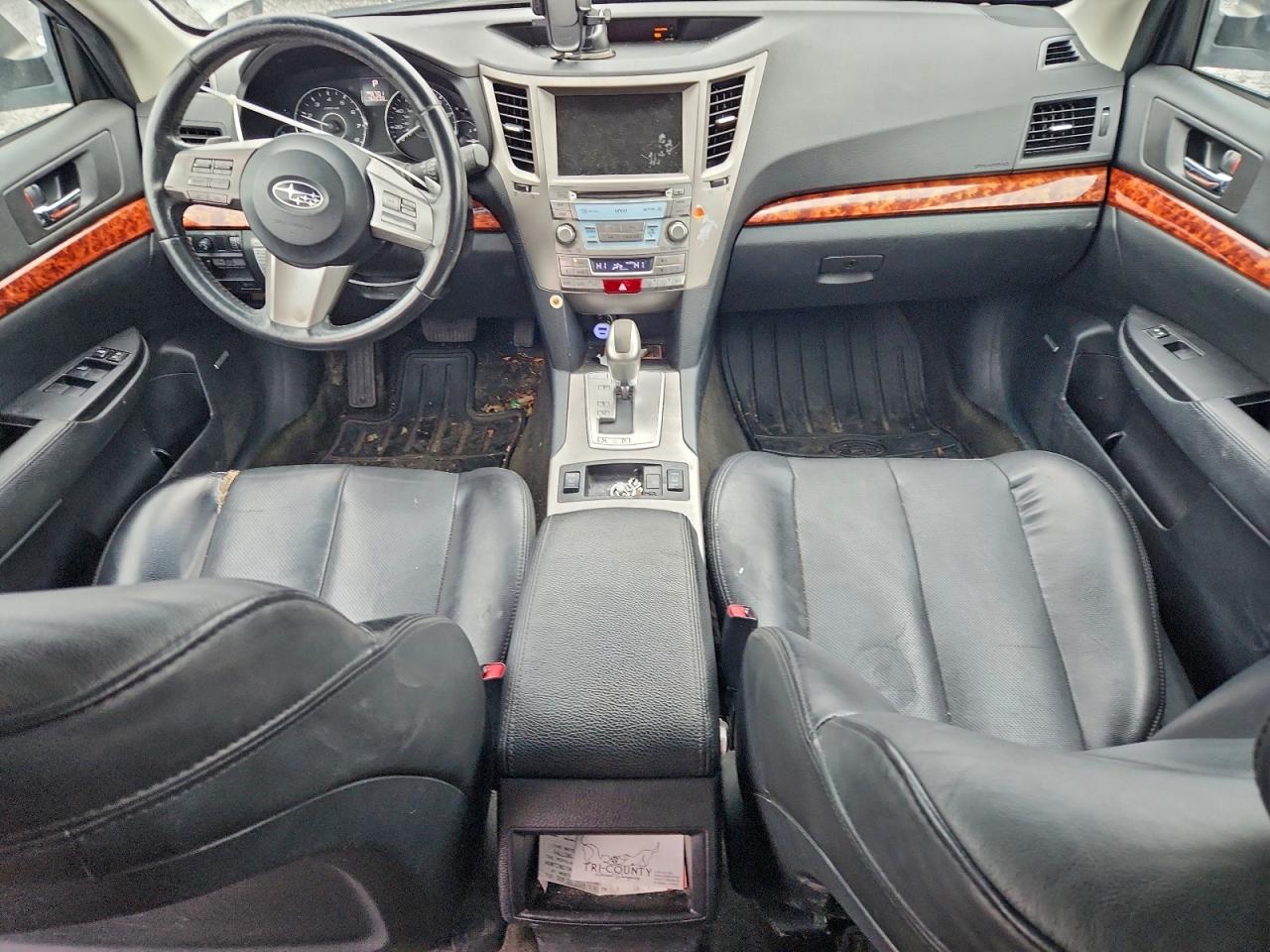 2011 SUBARU OUTBACK 2.5I LIMITED photo 8