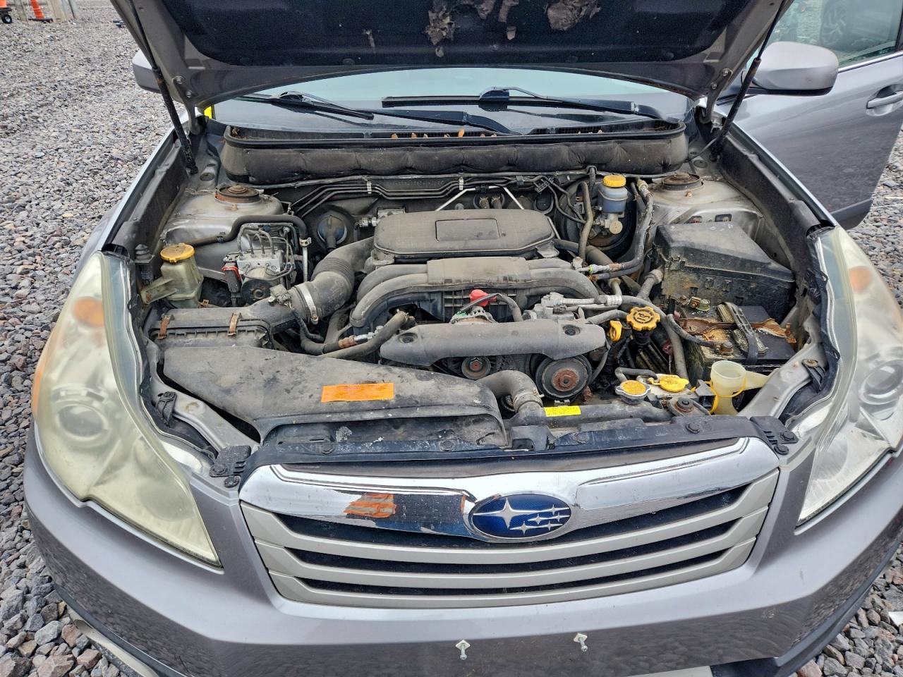 2011 SUBARU OUTBACK 2.5I LIMITED photo 11
