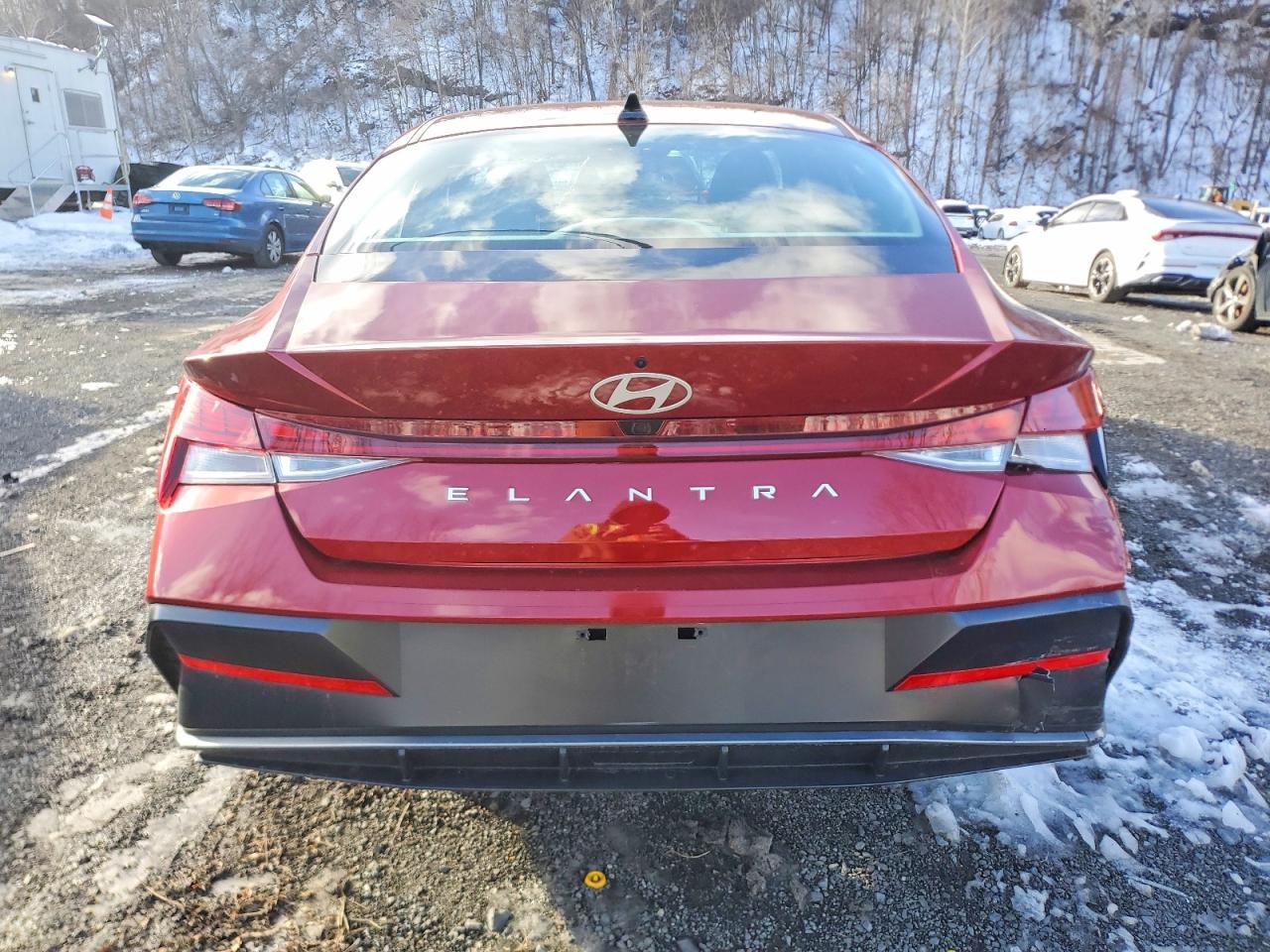 2025 HYUNDAI ELANTRA SEL CONVENIENCE photo 6