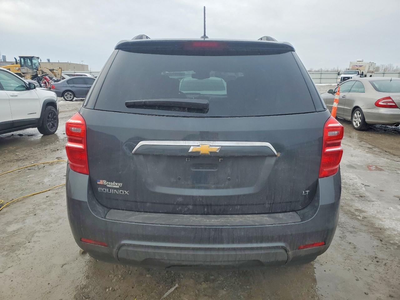 2017 CHEVROLET EQUINOX LT photo 6