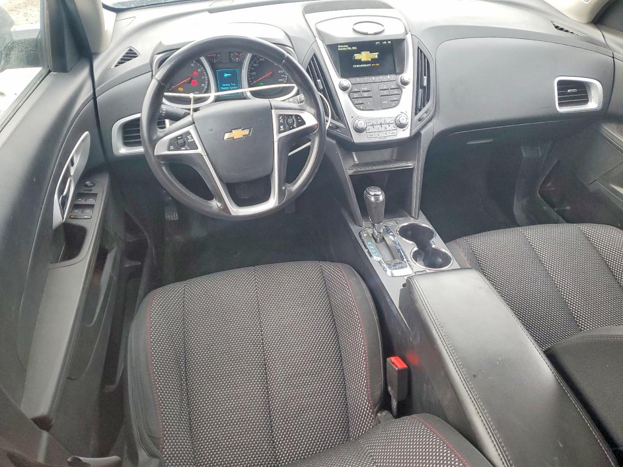 2017 CHEVROLET EQUINOX LT photo 8