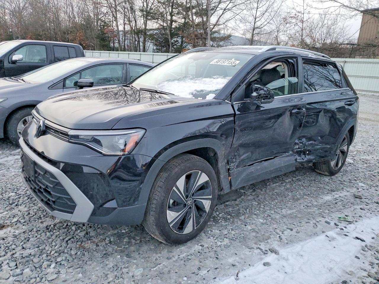 2025 VOLKSWAGEN TAOS