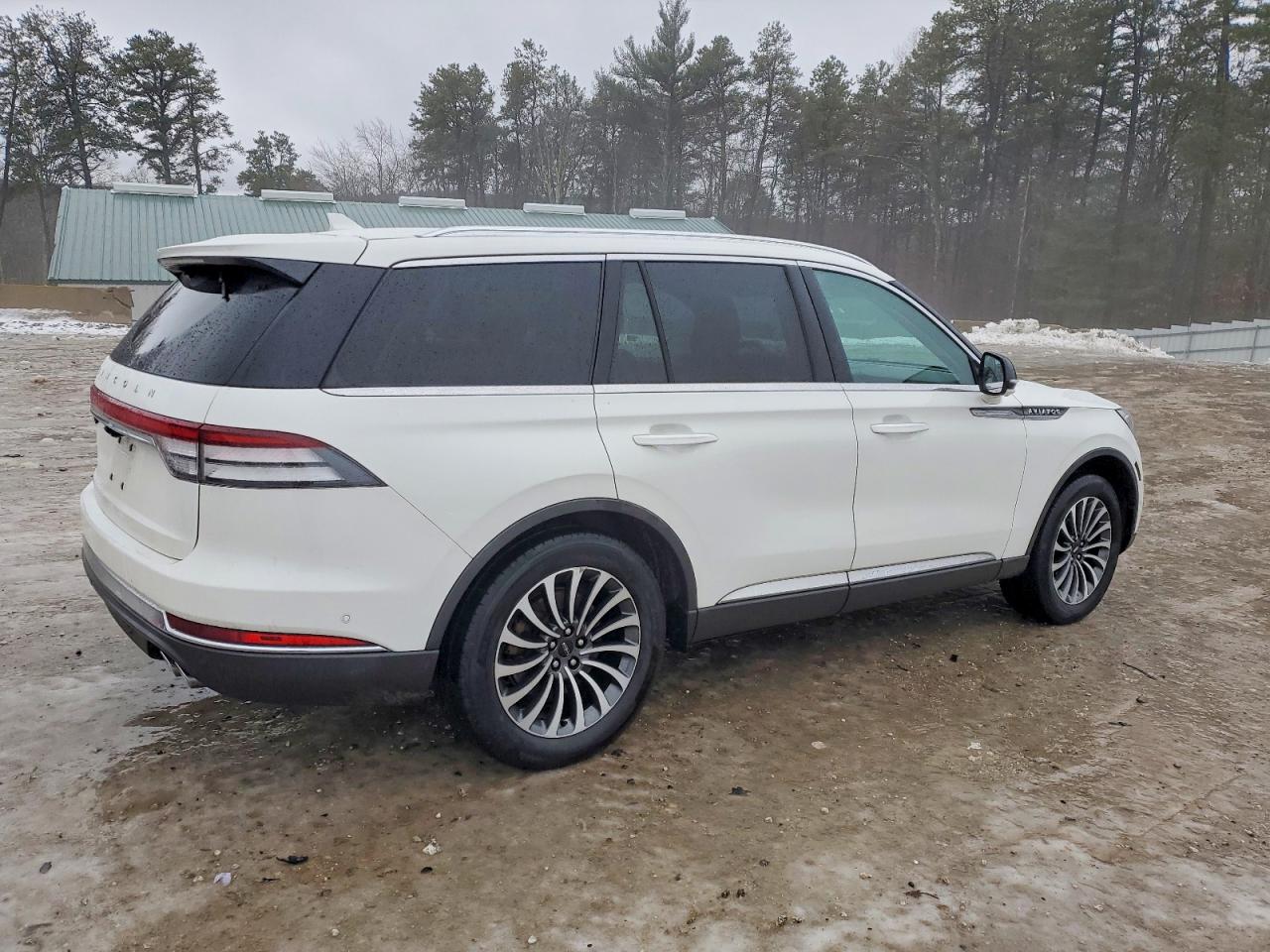 2023 LINCOLN AVIATOR RESERVE photo 3
