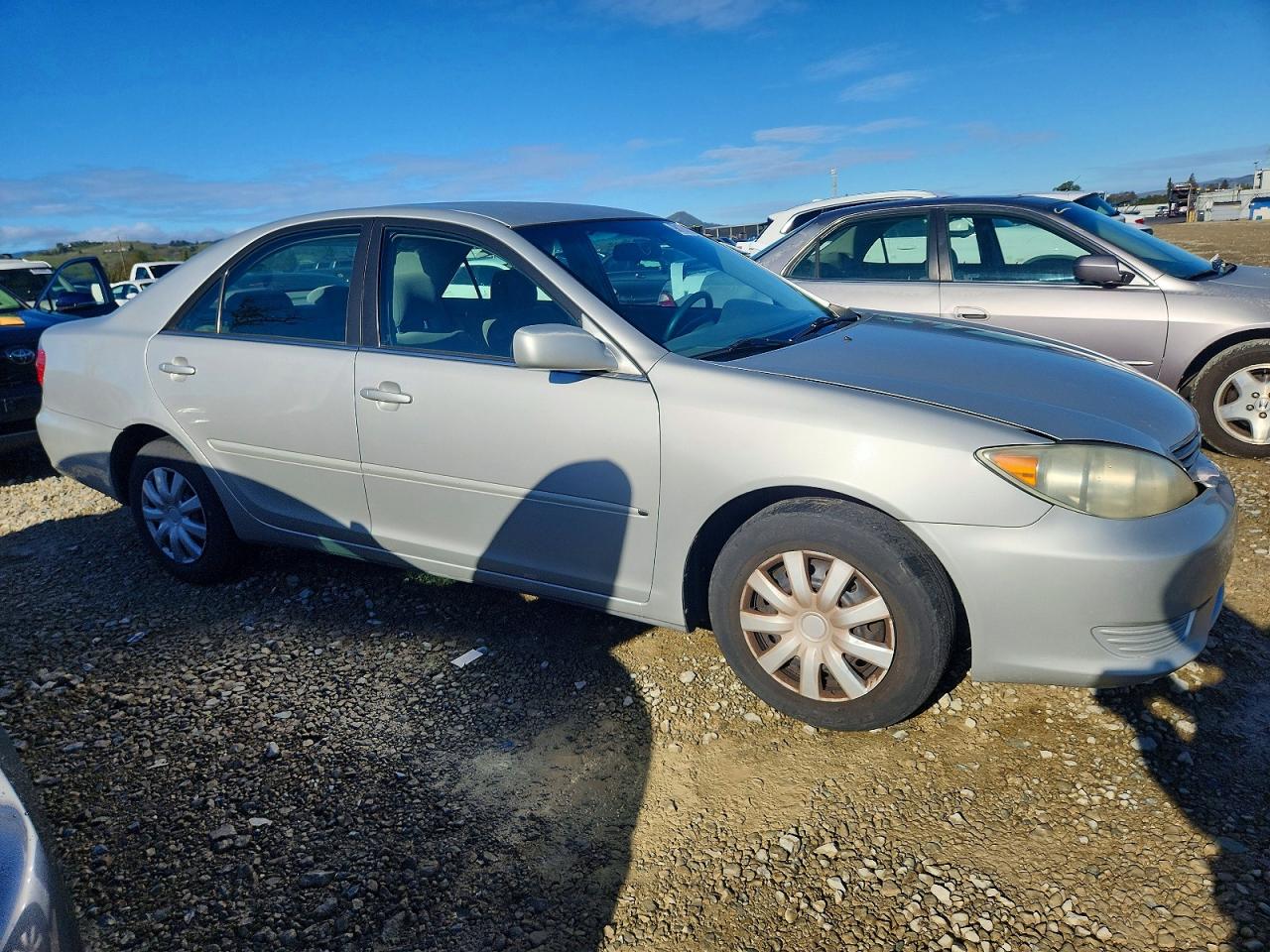 2006 TOYOTA CAMRY LE photo 4