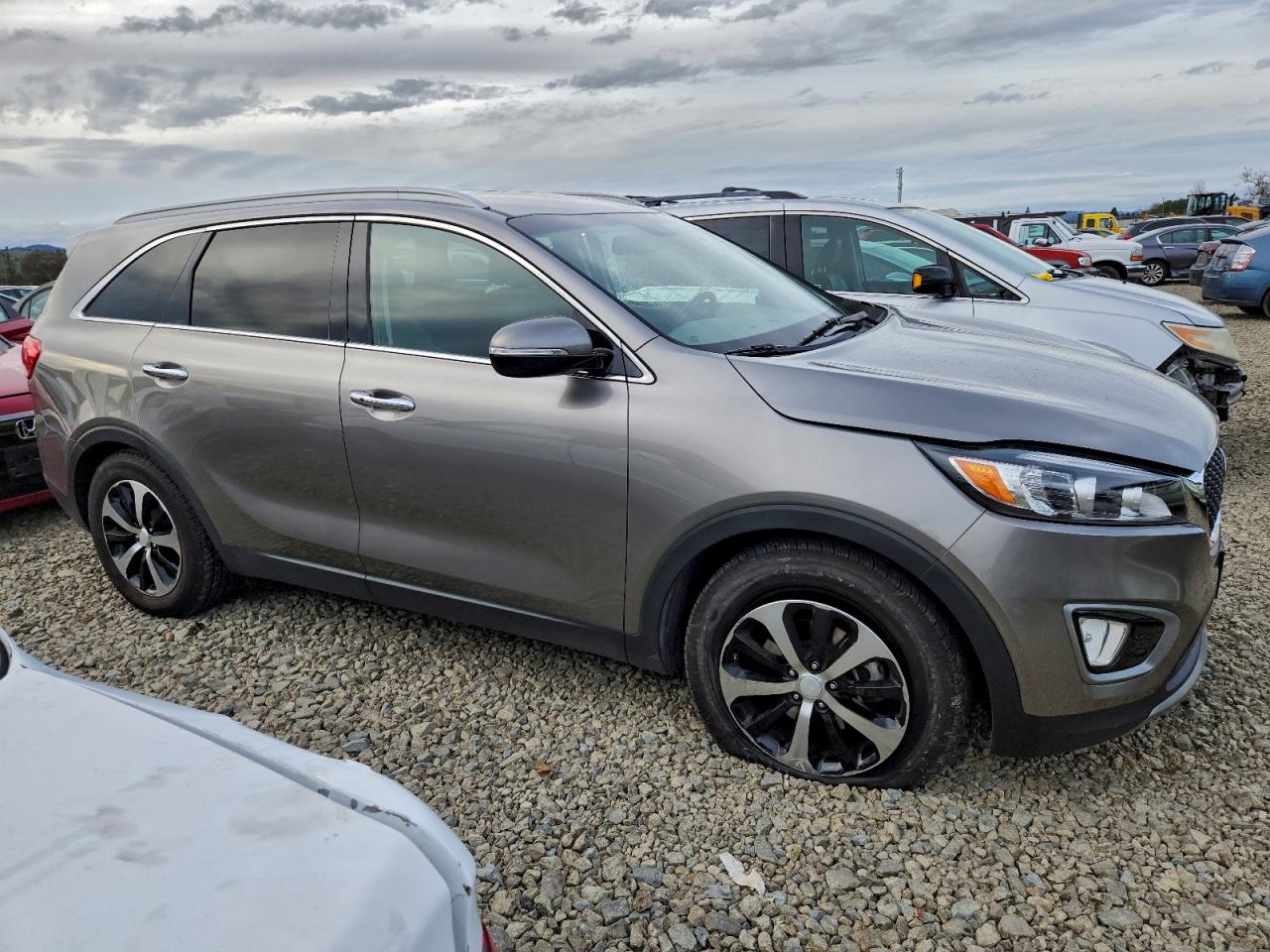 2016 KIA SORENTO EX photo 4