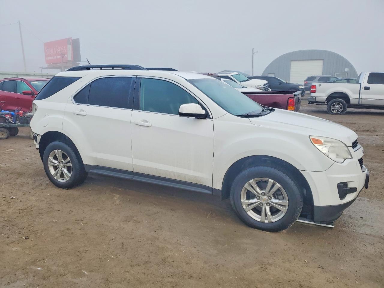 2015 CHEVROLET EQUINOX LT photo 4