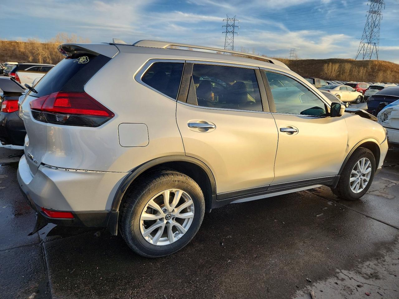 2020 NISSAN ROGUE S photo 3