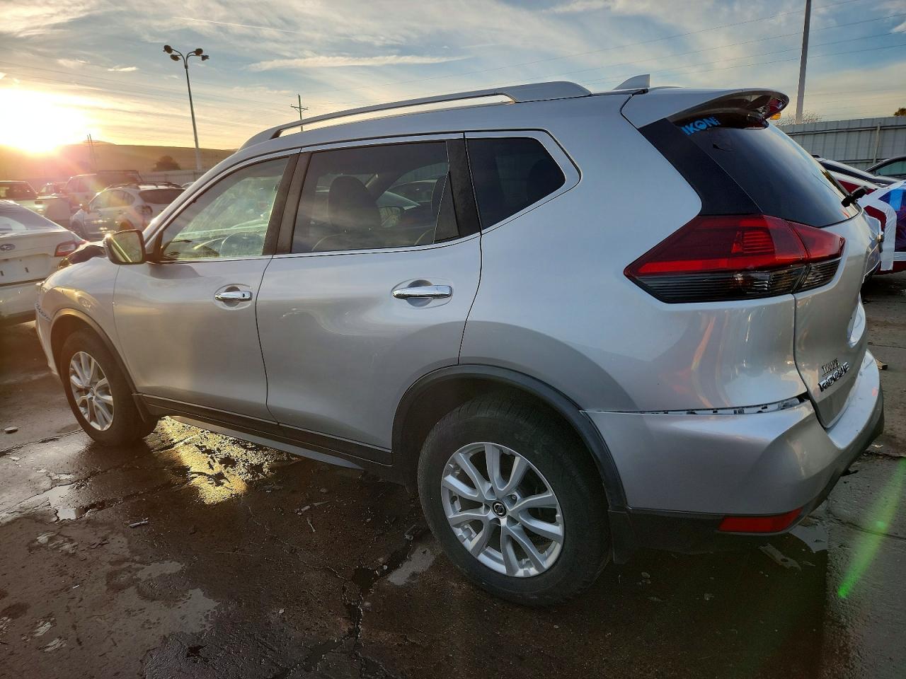2020 NISSAN ROGUE S photo 2