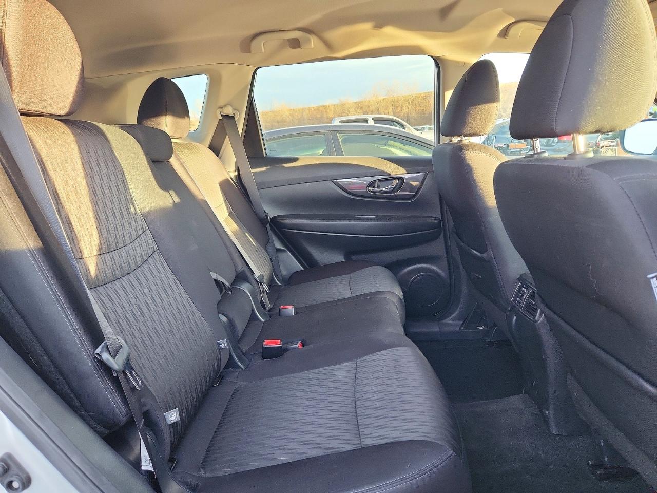 2020 NISSAN ROGUE S photo 11