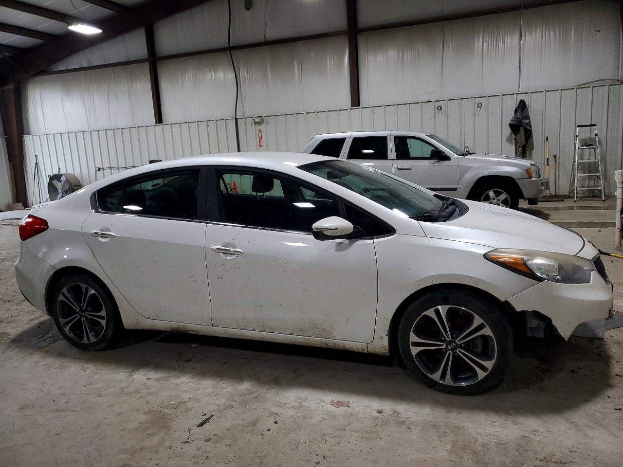 2015 KIA FORTE EX photo 4