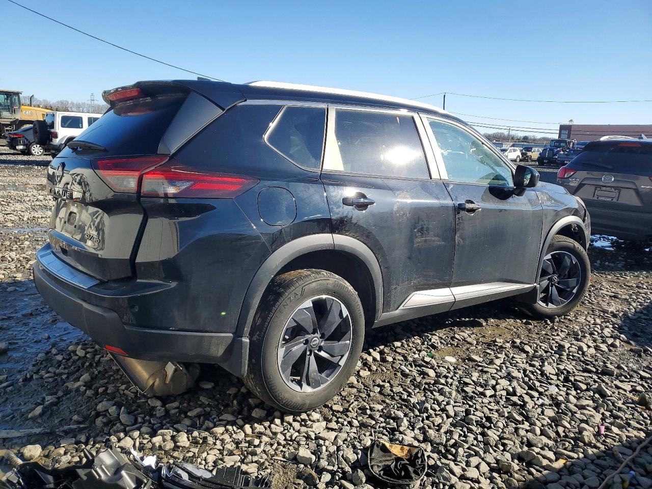 2024 NISSAN ROGUE SV photo 3