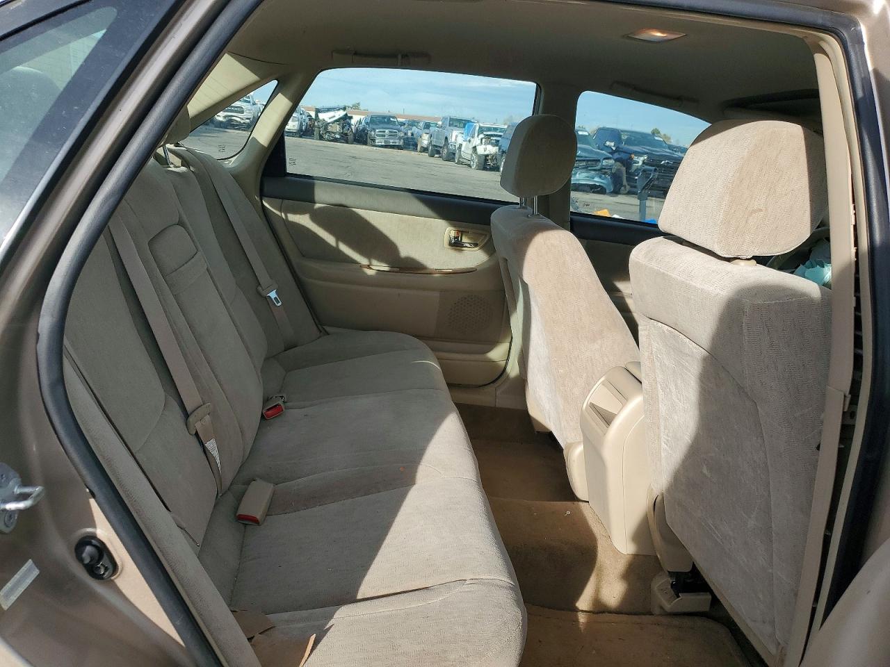 2001 TOYOTA AVALON XL photo 10
