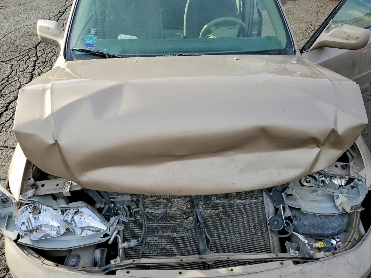 2001 TOYOTA AVALON XL photo 11