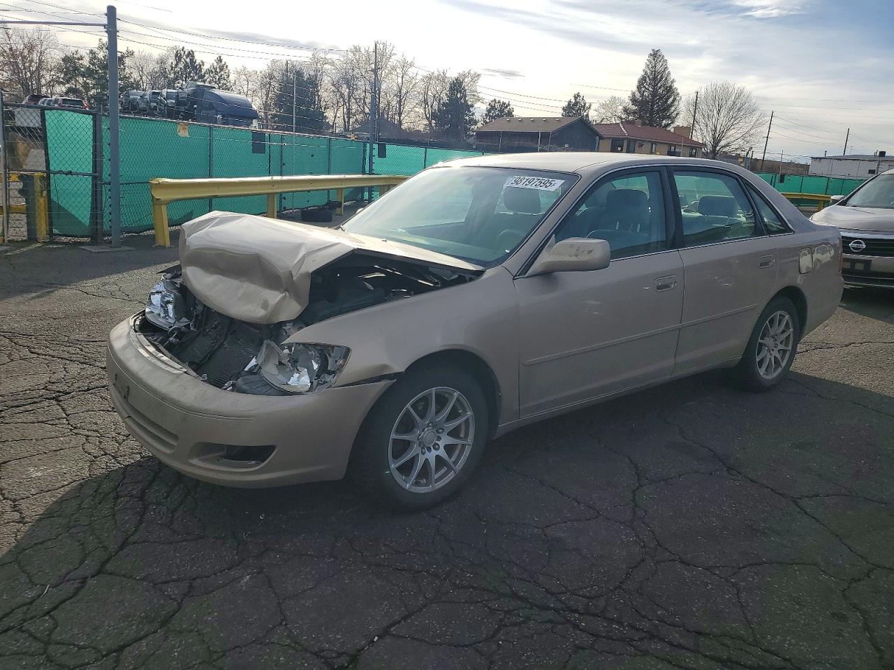 2001 TOYOTA AVALON