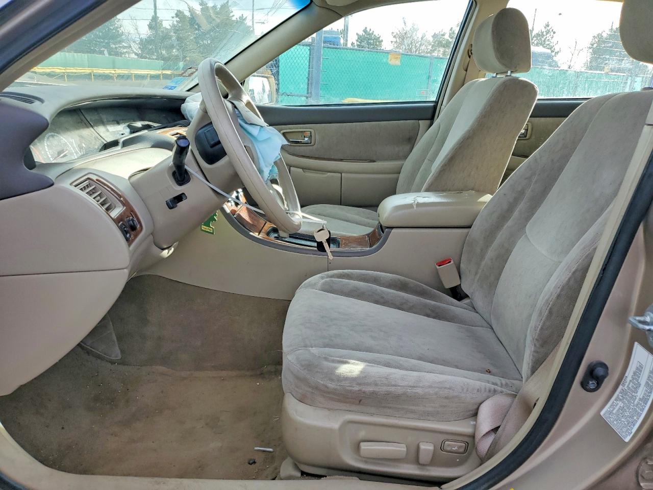 2001 TOYOTA AVALON XL photo 7